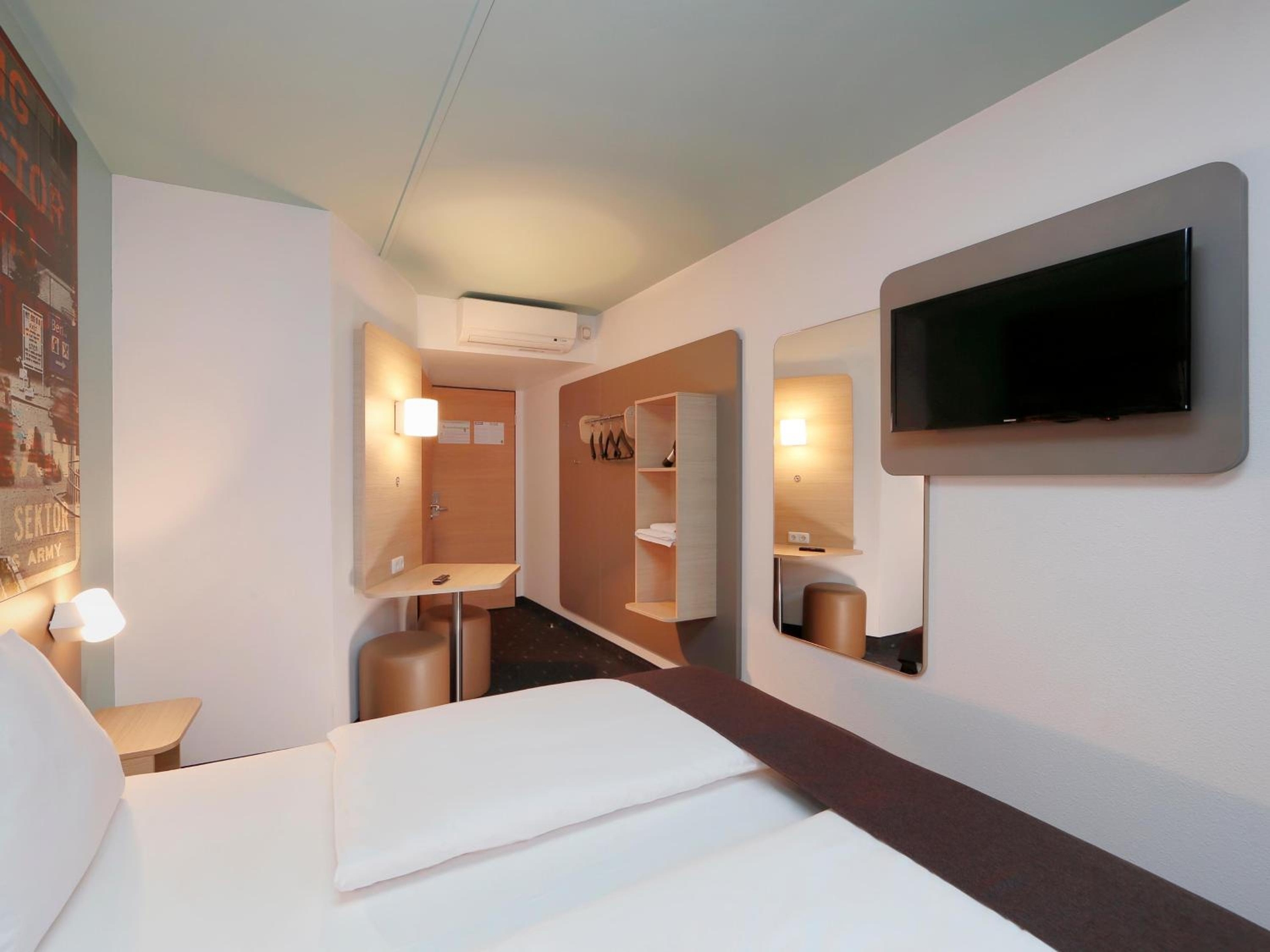 Foto de B&B Hotel Berlin-Dreilinden