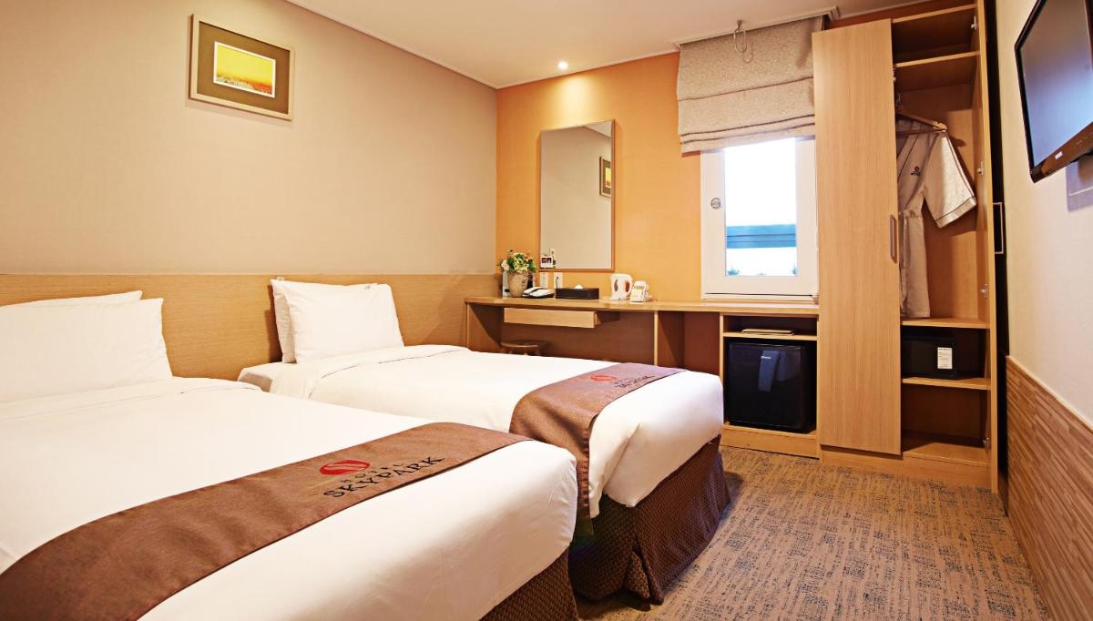 Foto de Hotel Skypark Myeongdong 3
