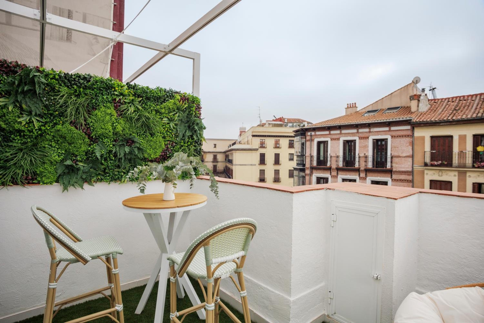 Heima Penthouse suite Old Town, Madrid