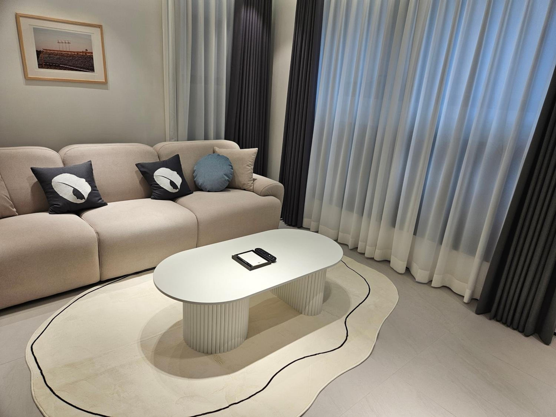 Foto de HOTEL THE DESIGNERS LYJ SUITE YEOKSAM