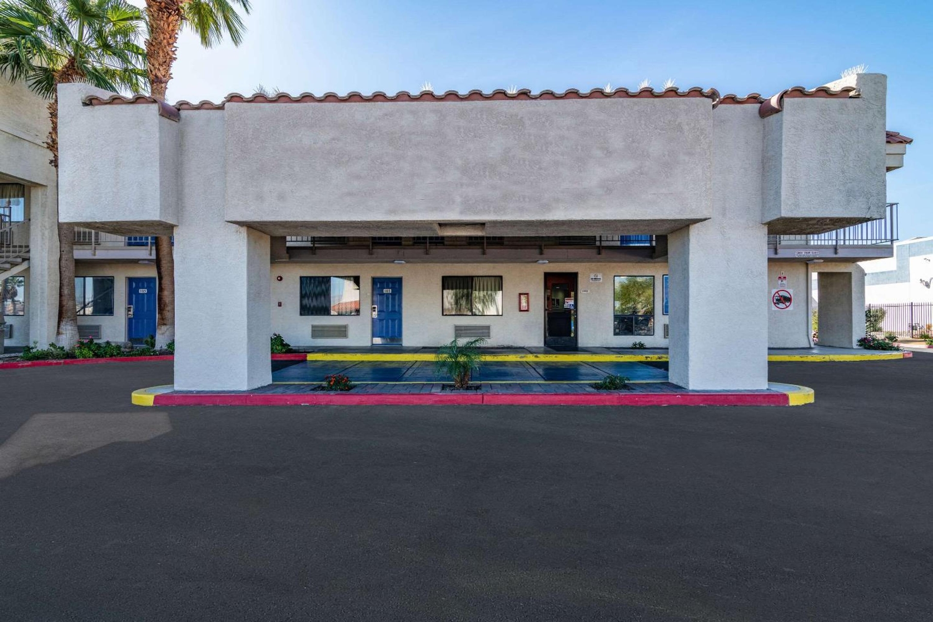 Rodeway Inn & Suites Rancho Mirage - Palm Desert Area, Thousand Palms