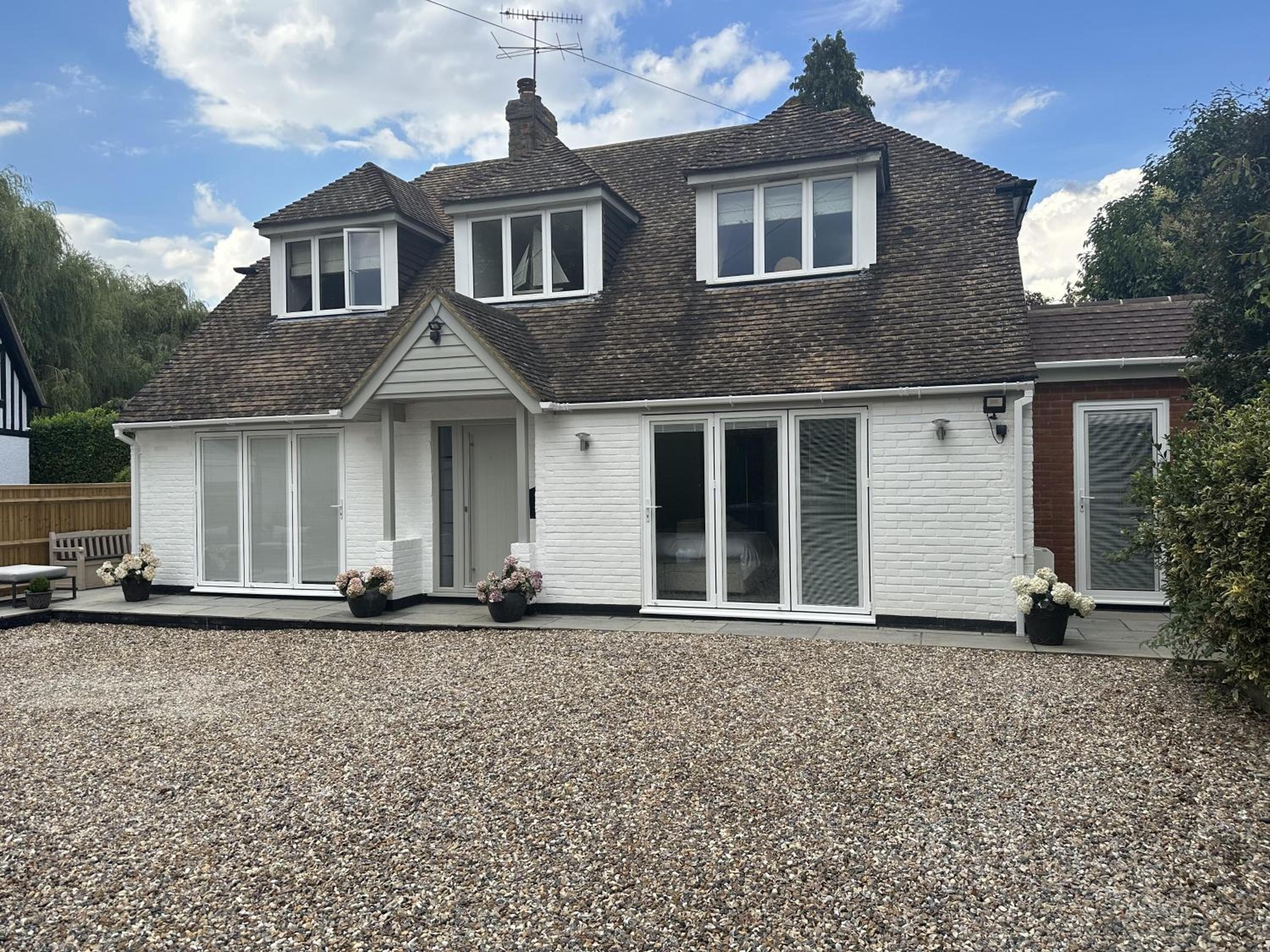 Beautiful 1-Bed Studio in Bourne end, Bourne End