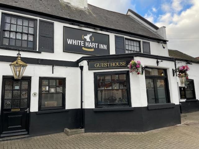 The White Hart Inn, Twickenham