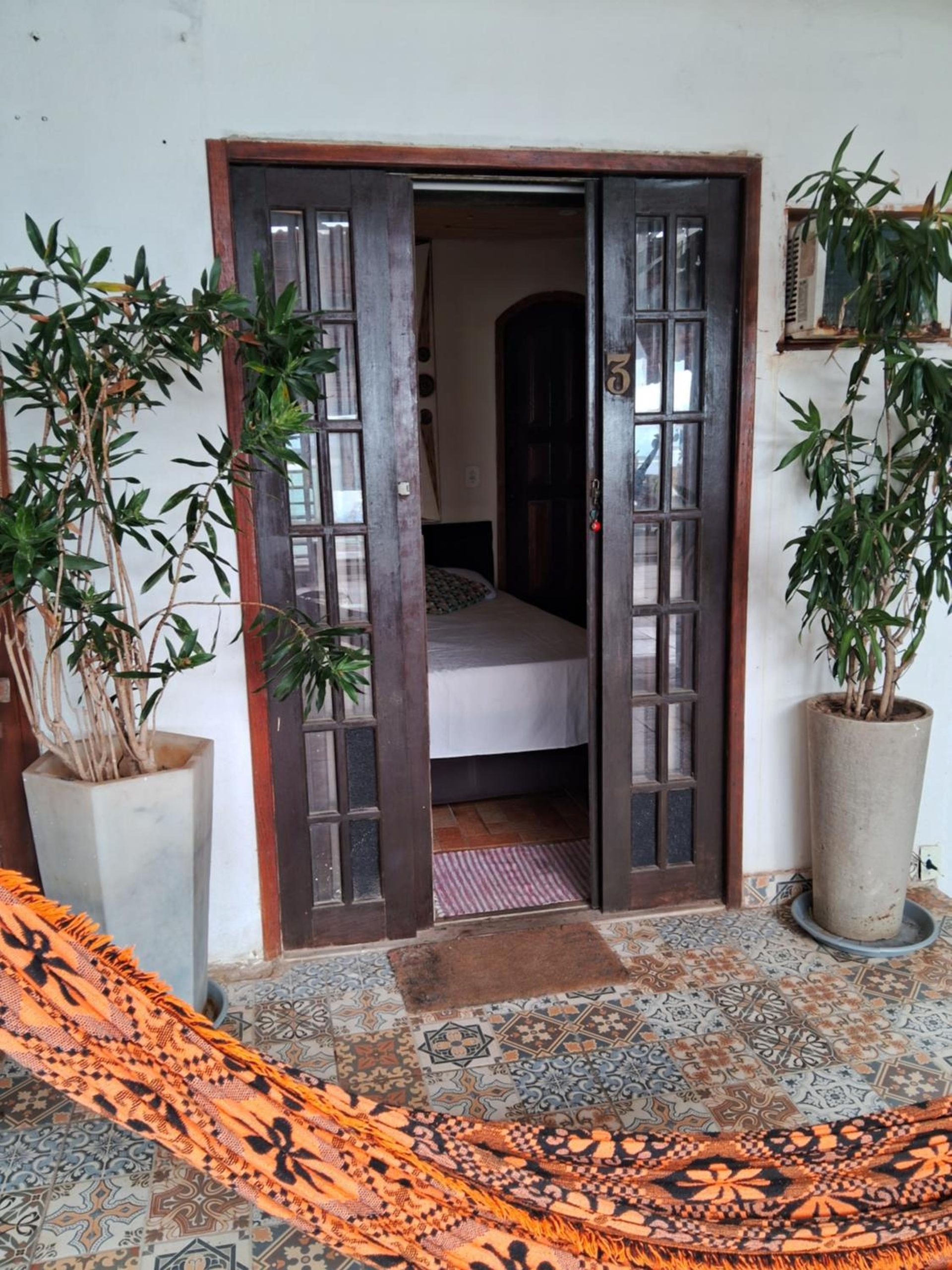 Foto de Pousada Marambaia Café - Praiana, econômica, Com café da manhã, piscina e hidromassagem ao ar livre - Frente para o mar