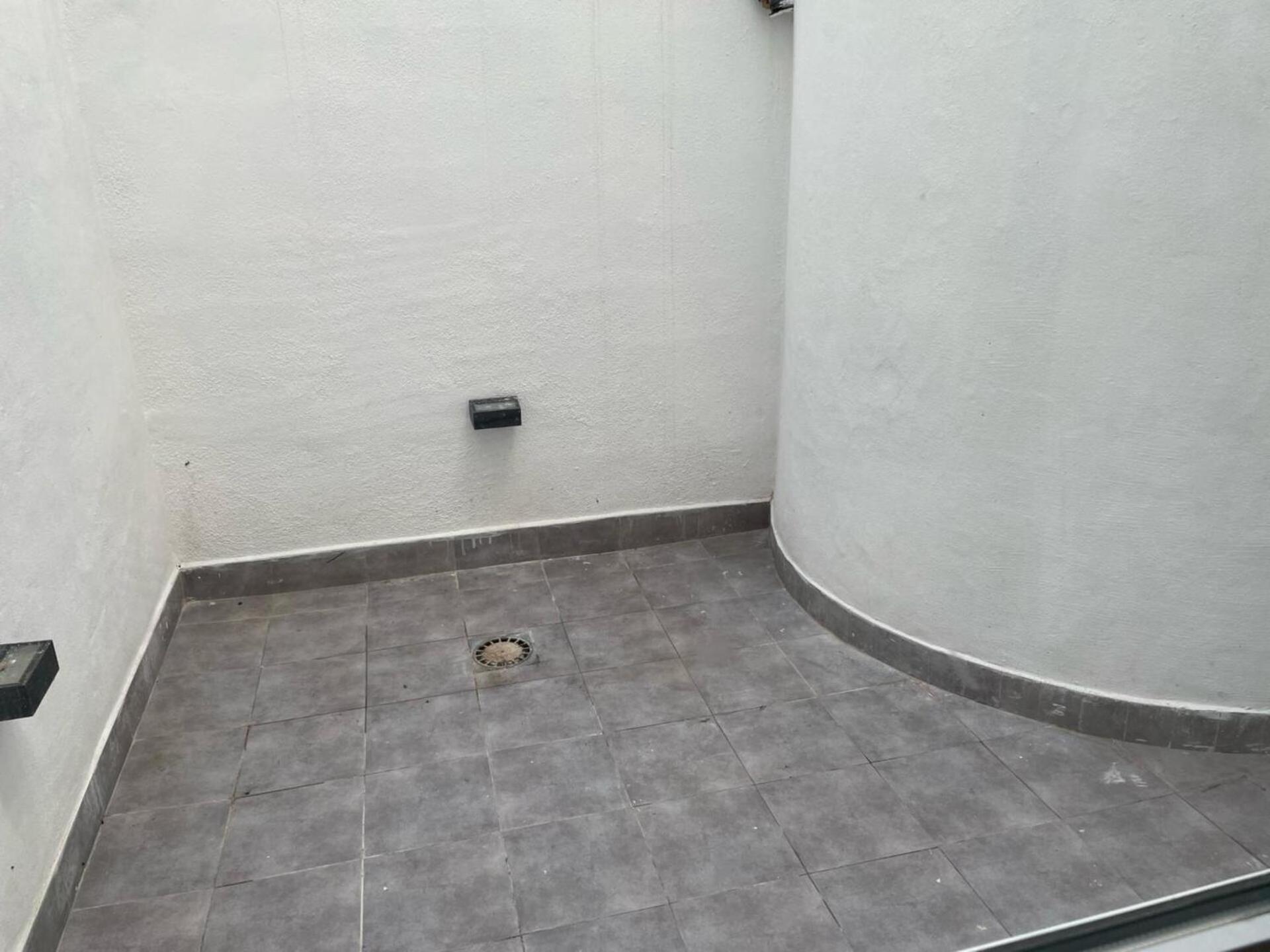 U1 Apartamento bien comunicado Madrid centro, Madrid