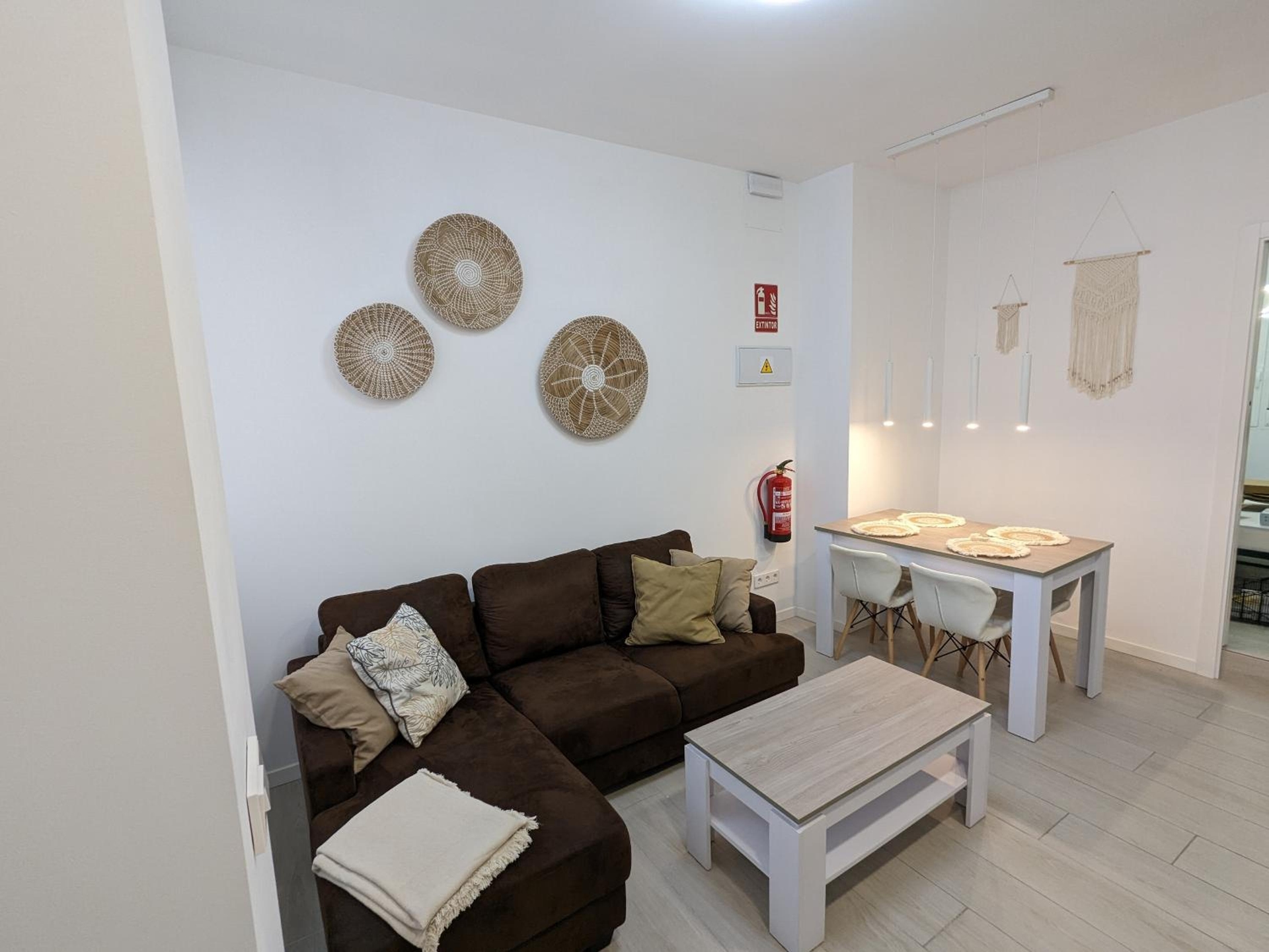 Quintana-Alcalá Apartments, Madrid