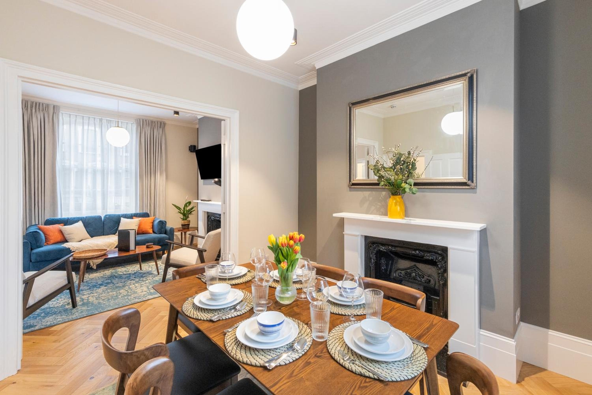 Guest Favorite Private home with King sized bed and Garden newly renovated, London