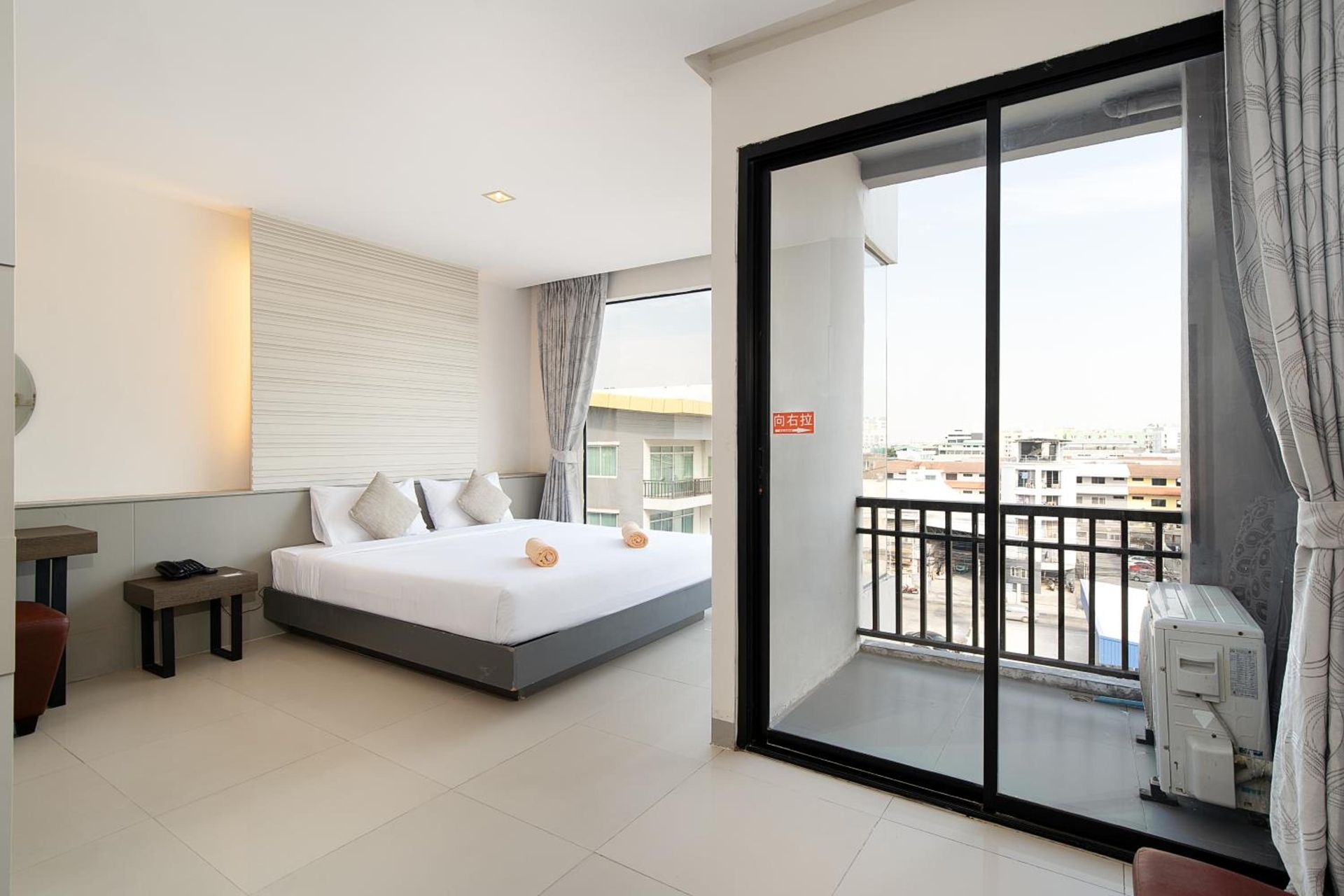 Foto de Leenova Hotel