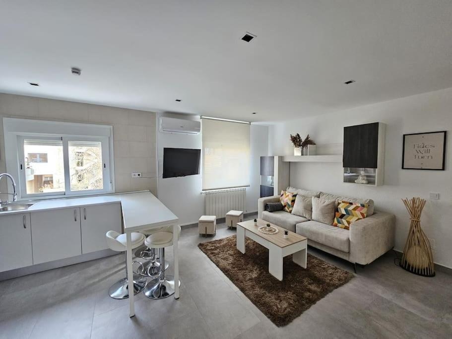 Elegant apartment for 4 pax in Tetuan - Palacios, Madrid