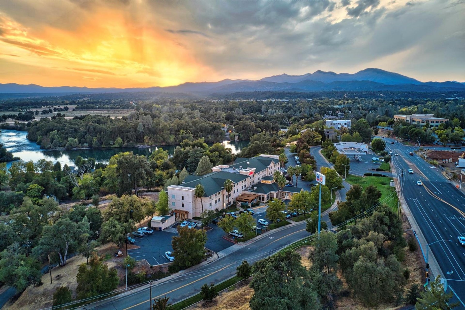 Hilton Garden Inn Redding, Redding