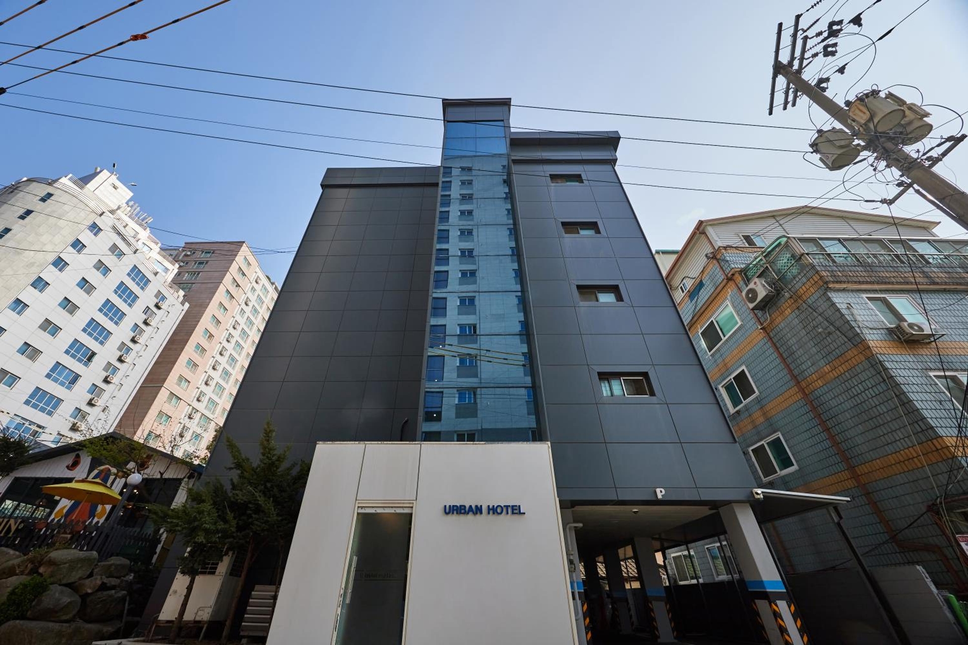 Urban Hotel
