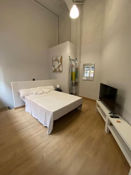 At 20' by Metro from the city centre (C) Apartamento en Av. América, Madrid