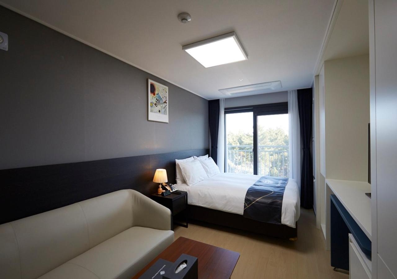 Foto de Sokcho Chonpines Beach Hotel