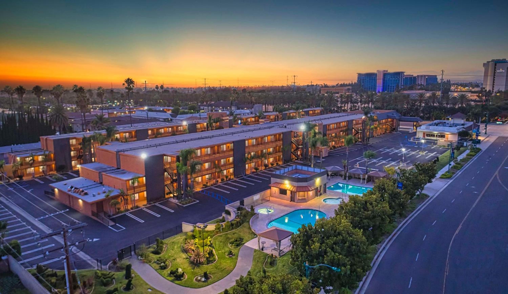 Best Western Plus Stovall's Inn, Anaheim