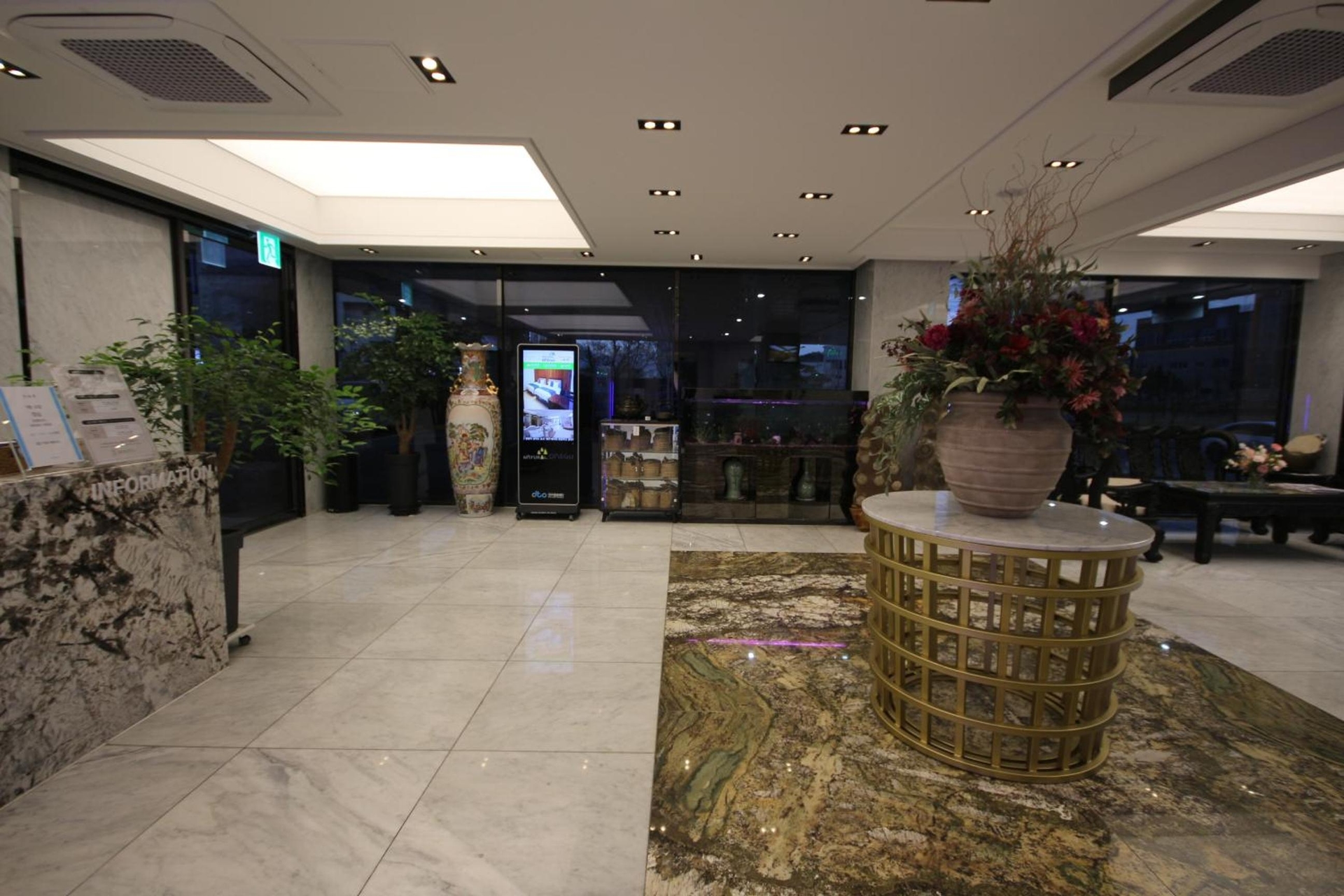 Foto de JB Tourist Hotel