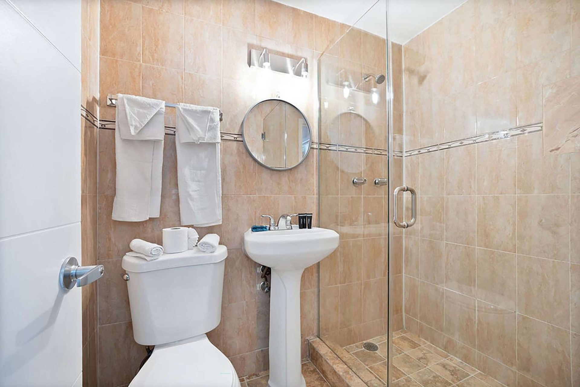 Foto de Atrium Hotel, Trademark Collection by Wyndham