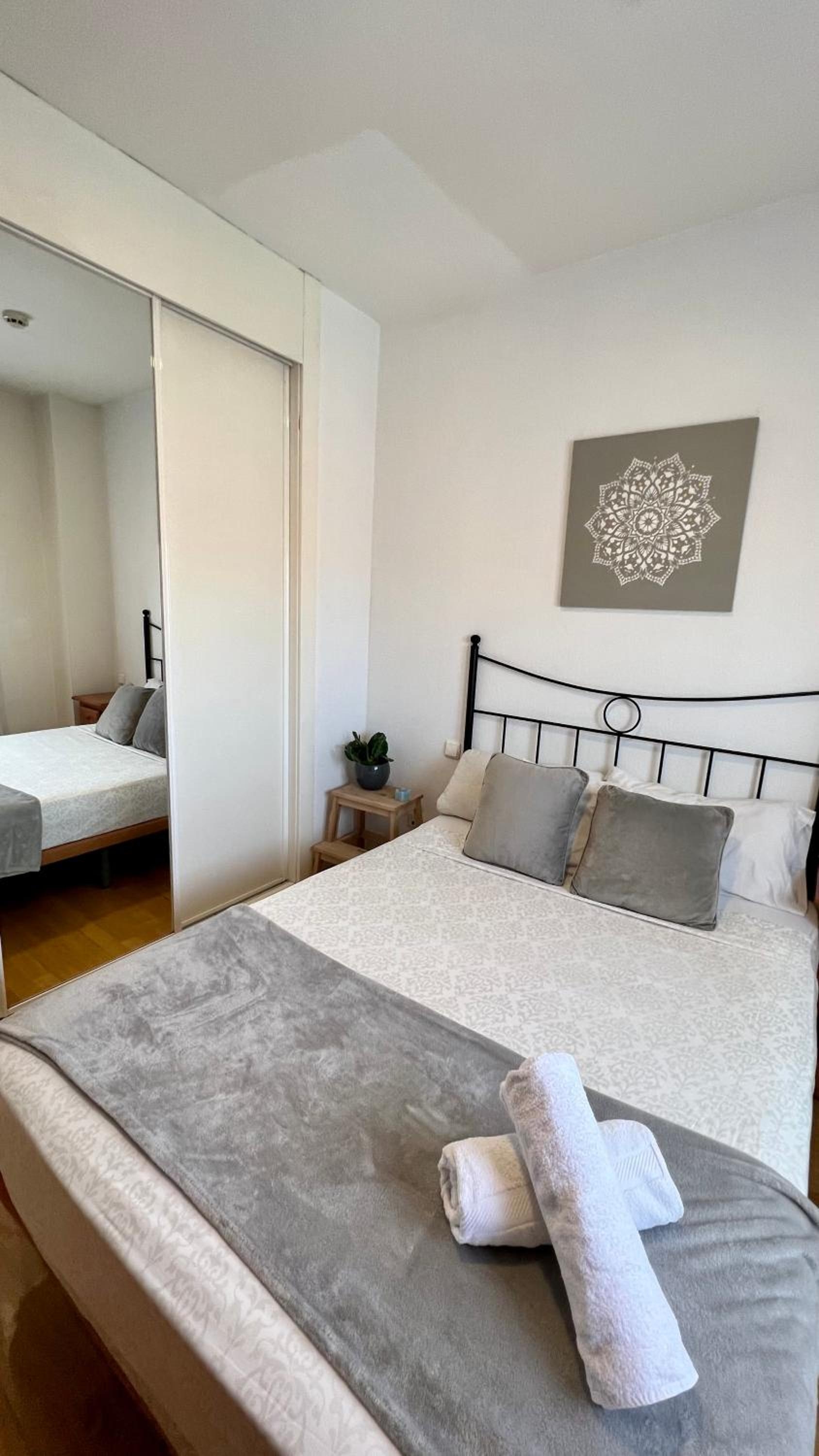 Deyanira Suite, Aeropuerto, IFEMA, Madrid