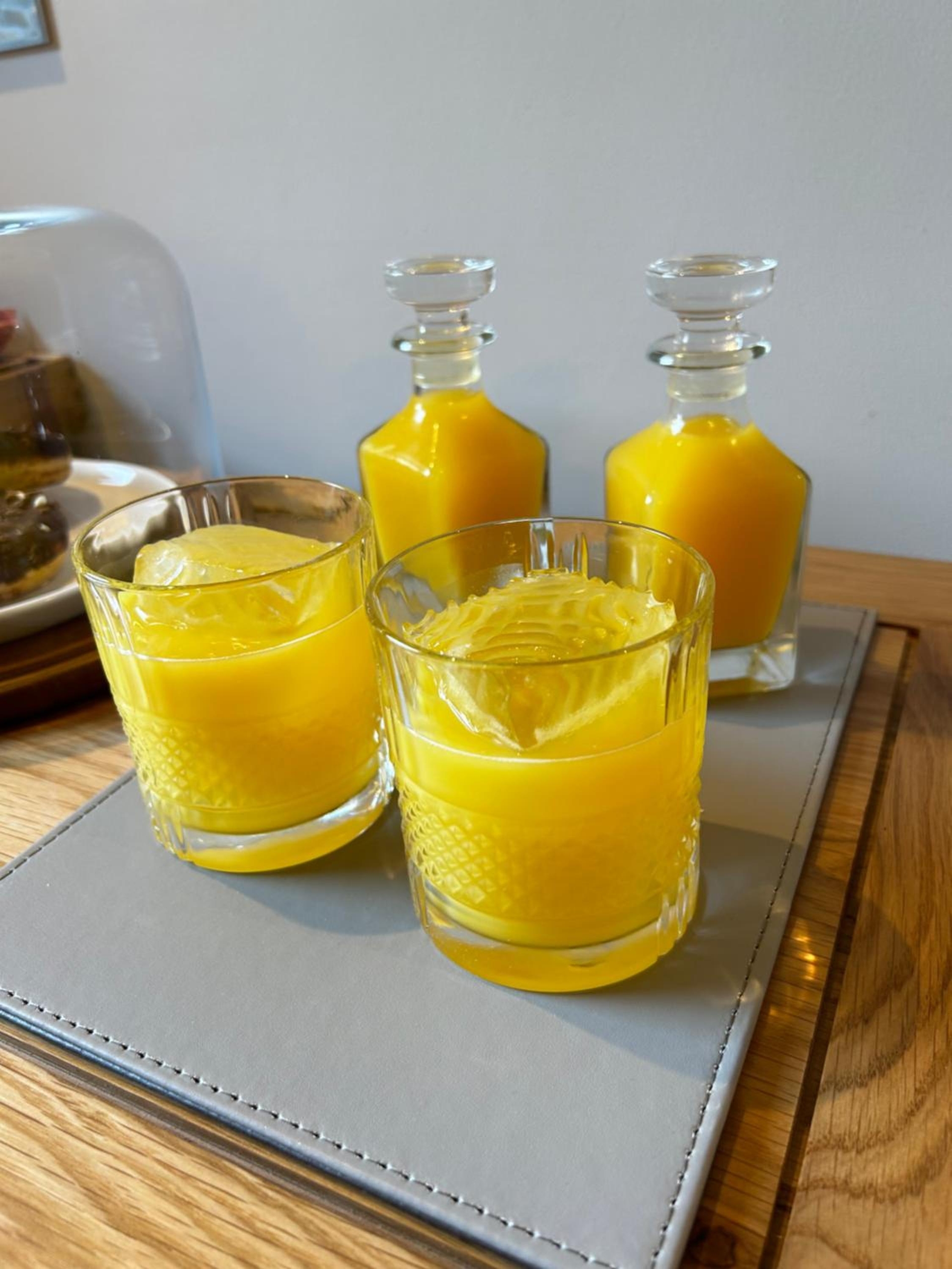Stansted Airport Stay, Parking and Luxury Suite, Bishops Stortford