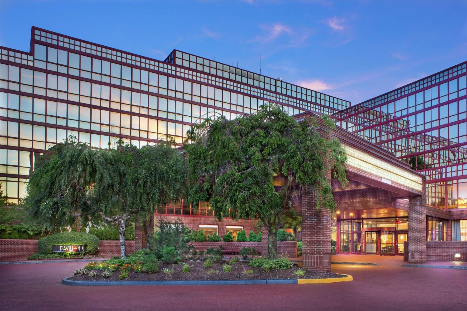DoubleTree by Hilton New York-LaGuardia