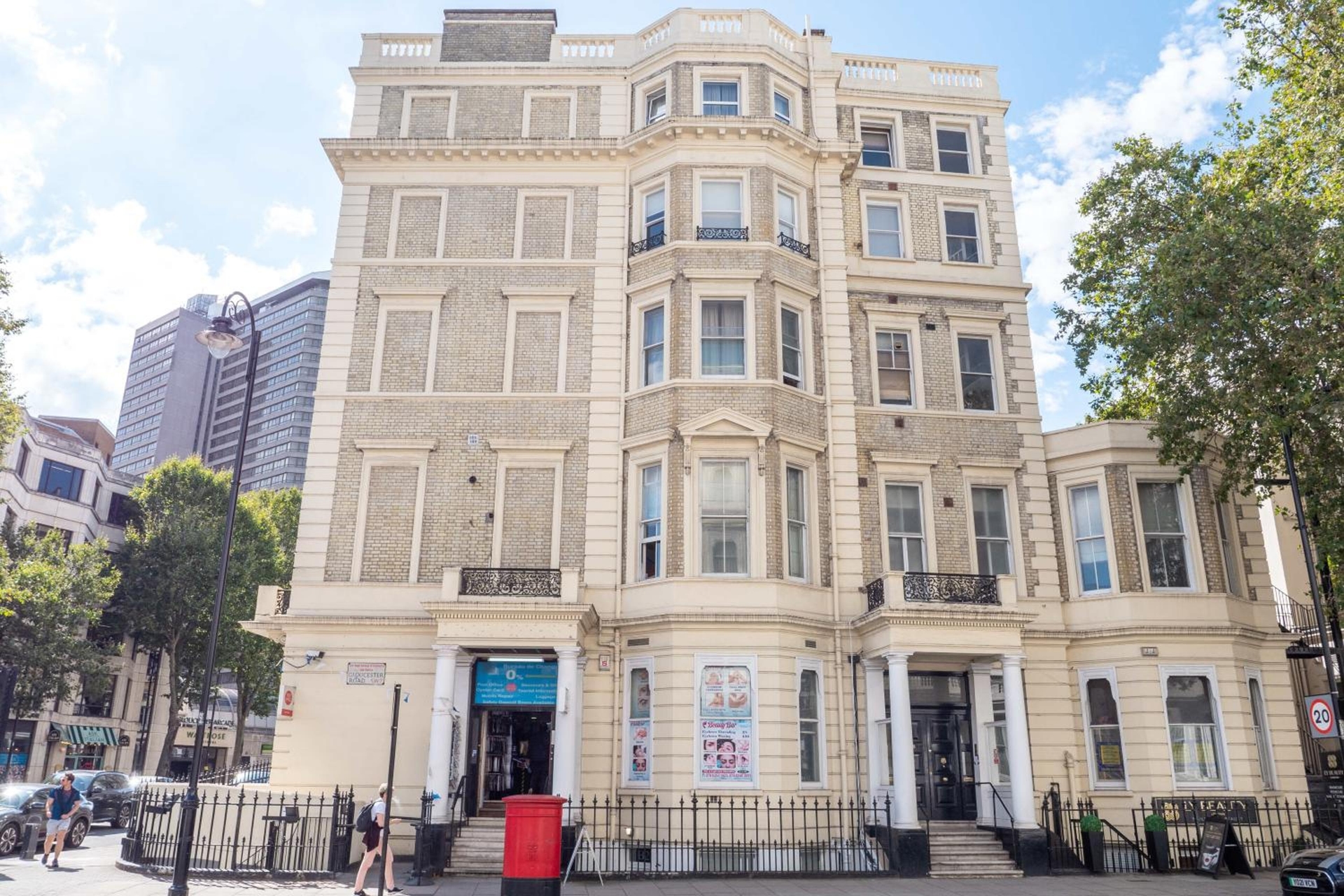 Urban getaway in the heart of South Kensington, London