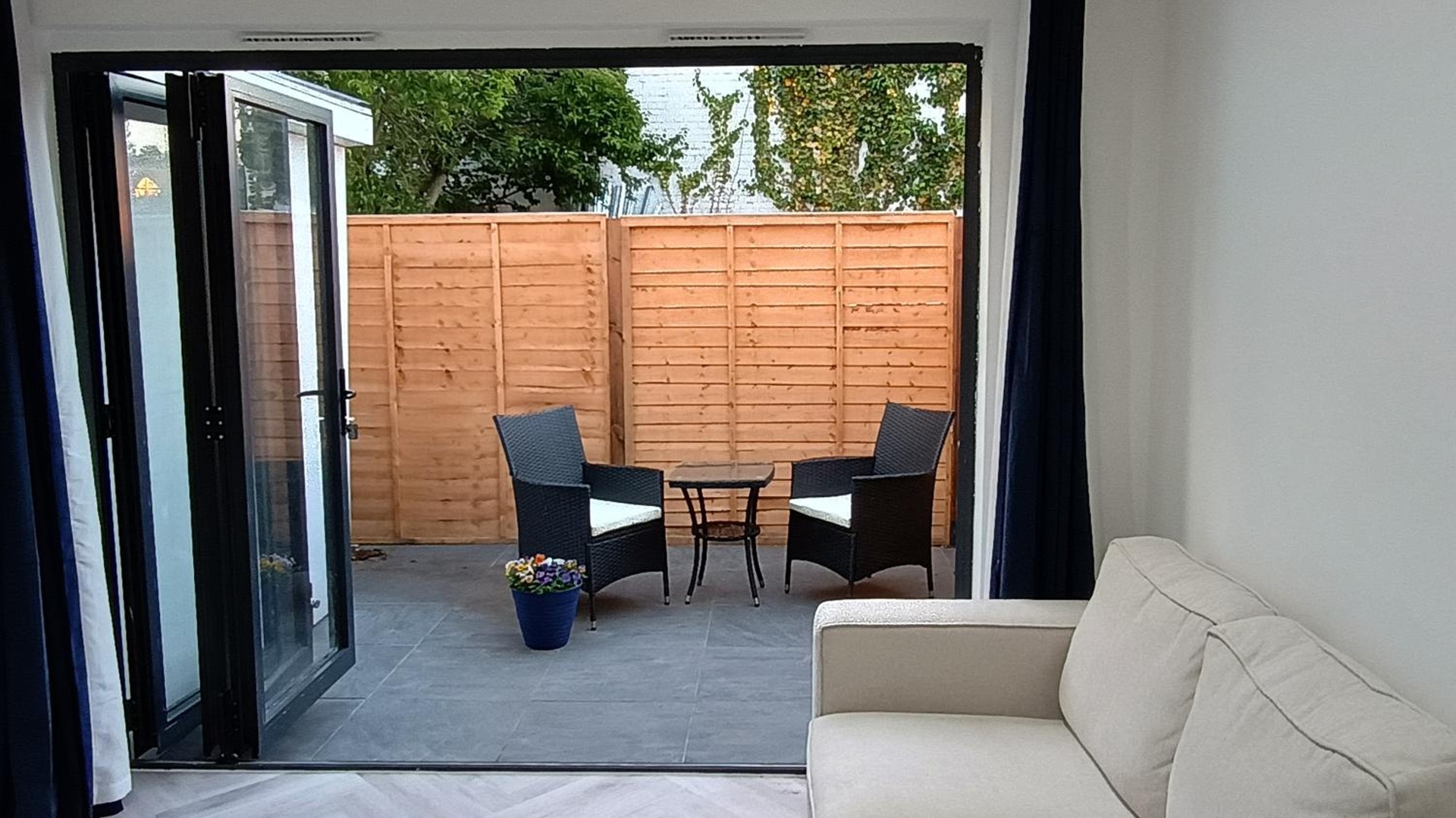 London Studios and Suites, Harrow