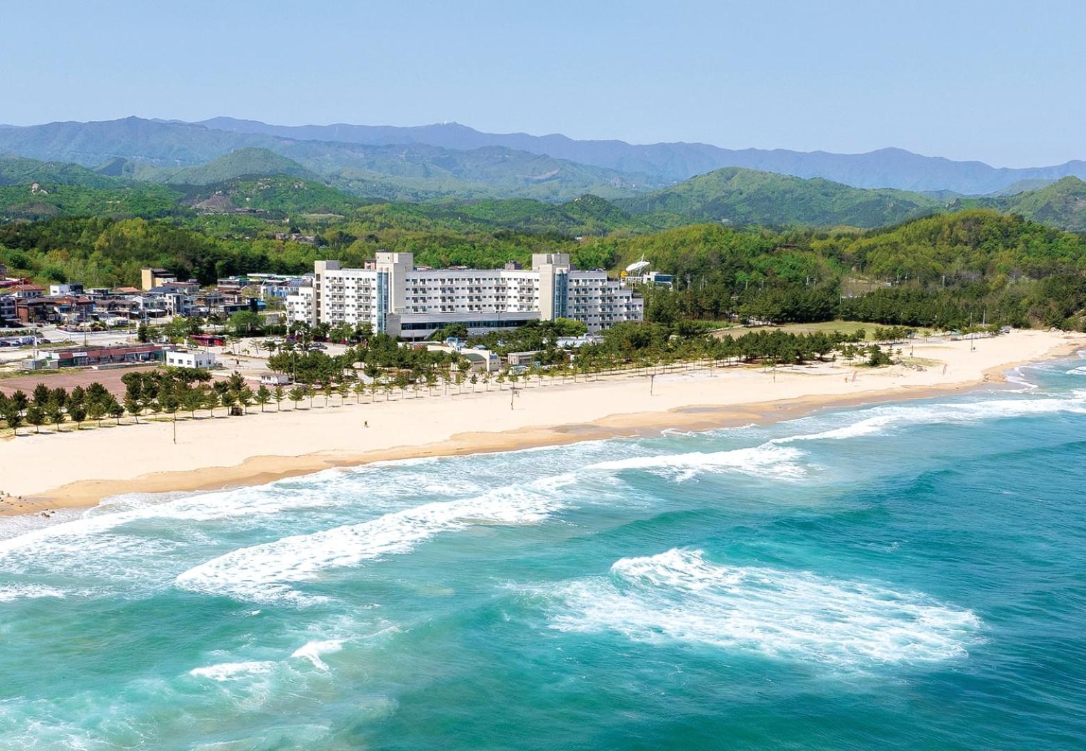 Ocean2YouResort SokchoSeorakBeach Hotel&Condo