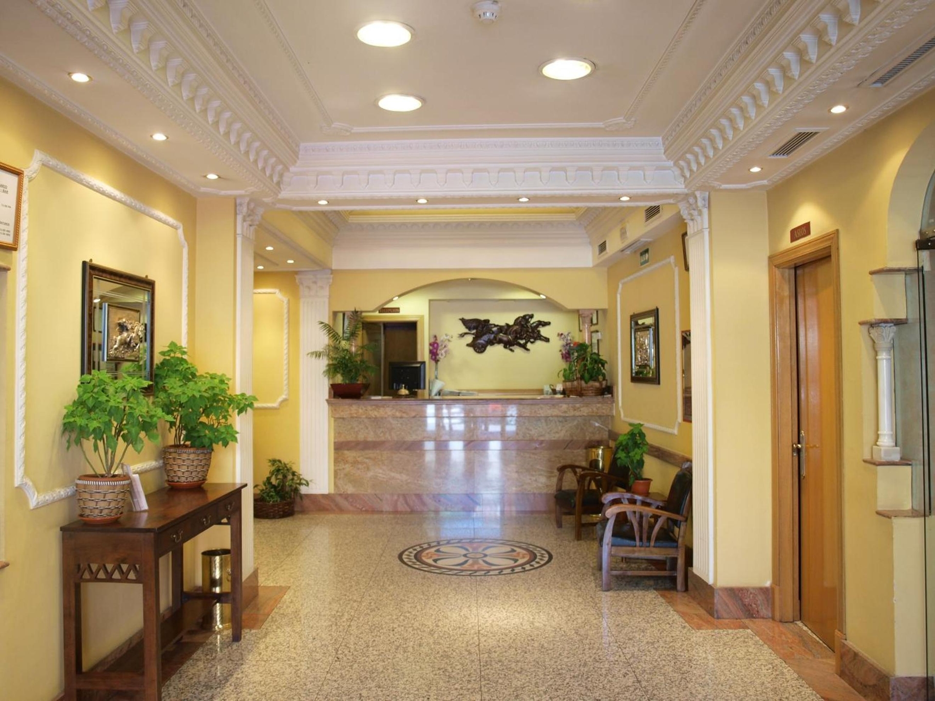 Hotel Don Luis, Madrid