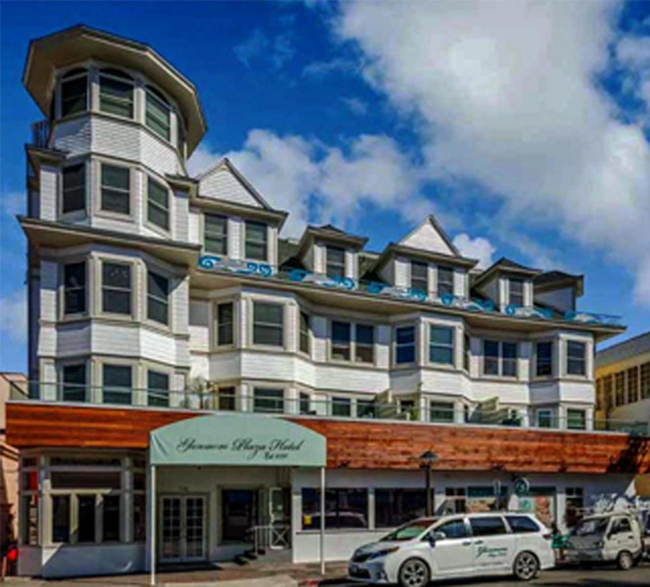 Glenmore Plaza Hotel, Avalon