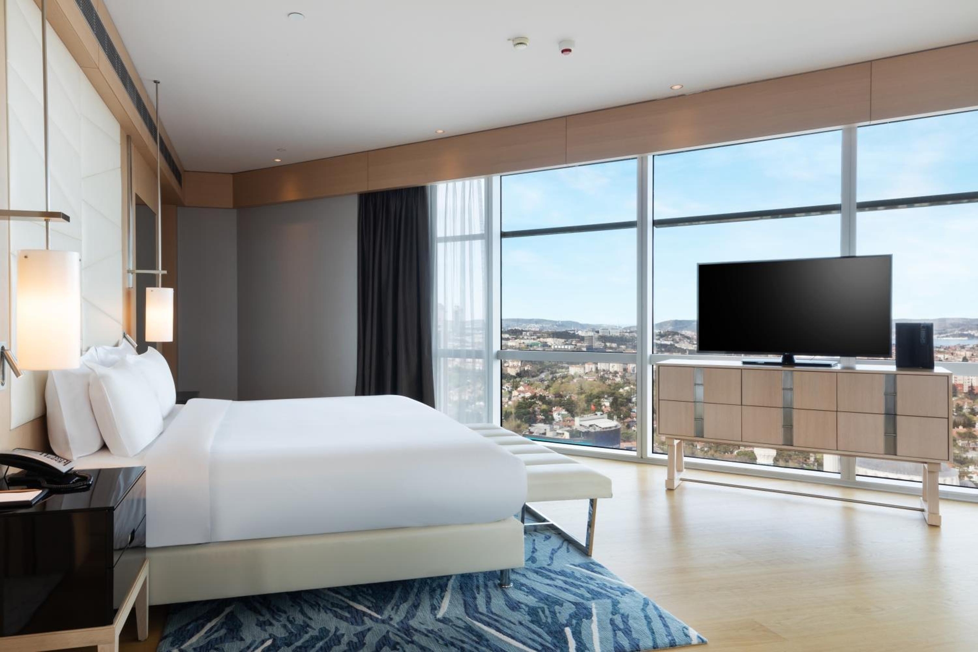 Foto de Wyndham Grand Istanbul Levent Hotel & Conference Center