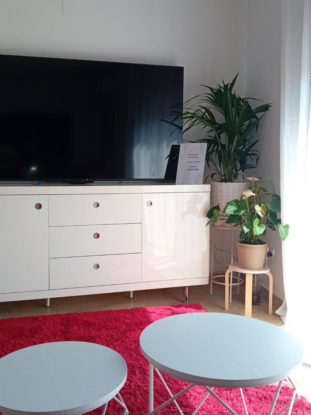 El estudio de las mariposas,sofa cama , cocina y baño, La Cañada