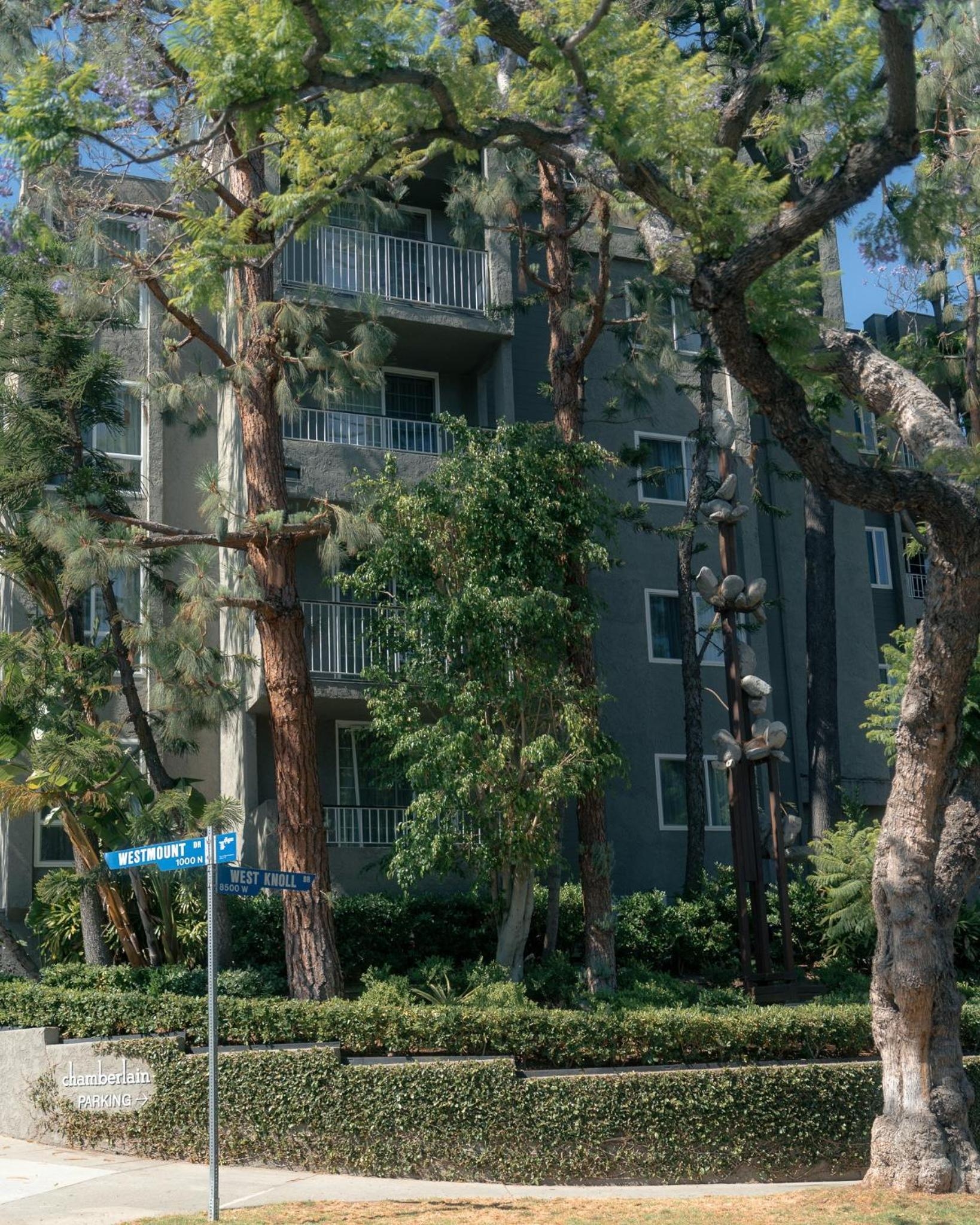 Chamberlain West Hollywood, West Hollywood