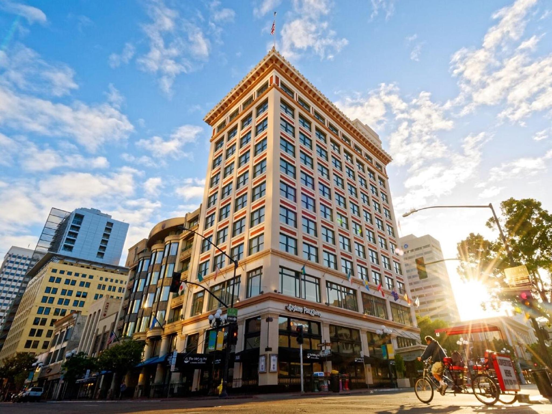 Gaslamp Plaza Suites, San Diego