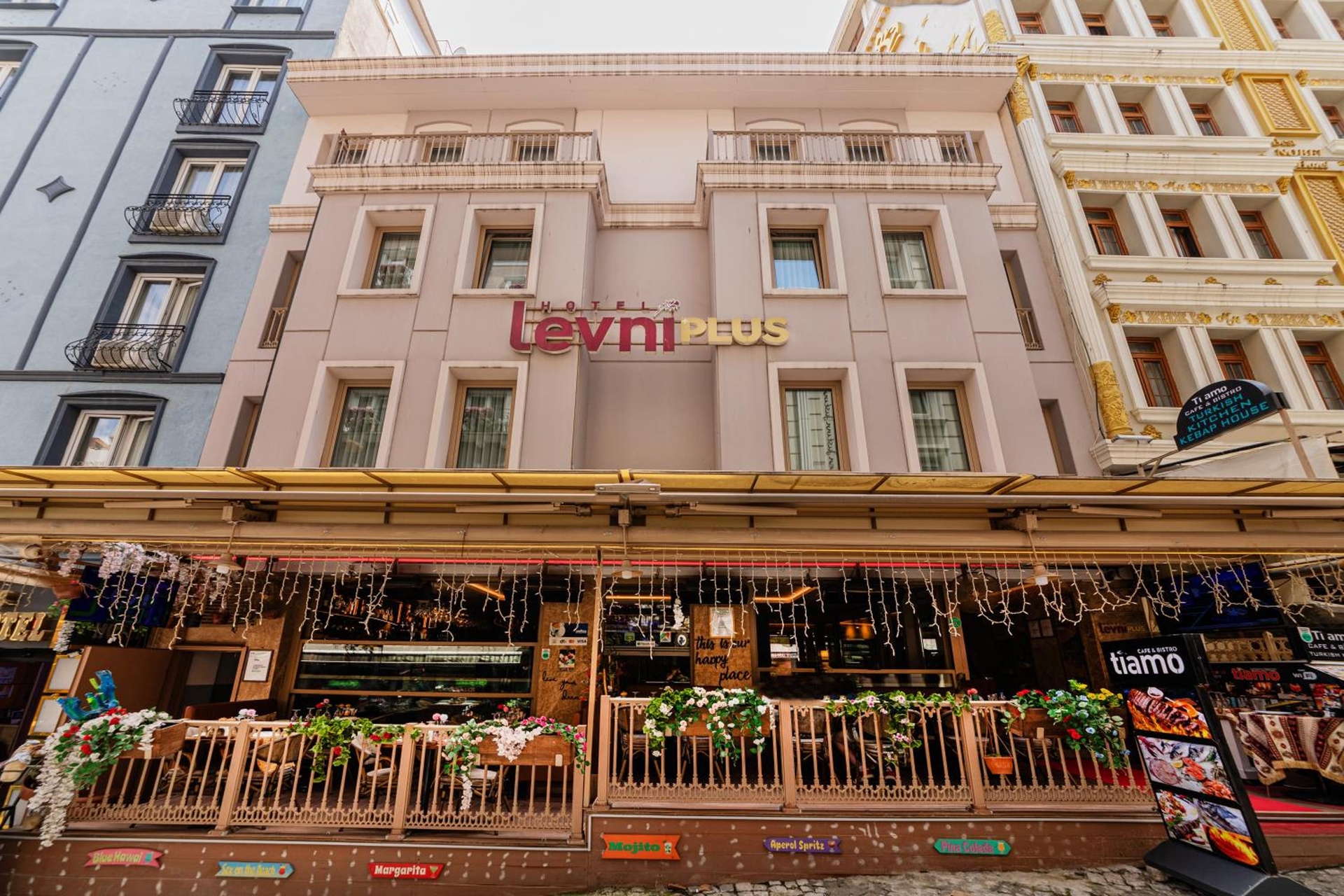 Levni Plus Hotel