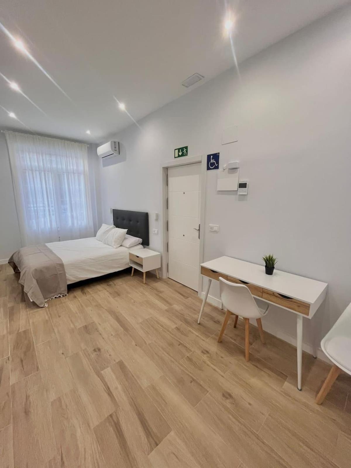 Apartaestudio con Diseño y Comodidad -Zona IFEMA, Madrid