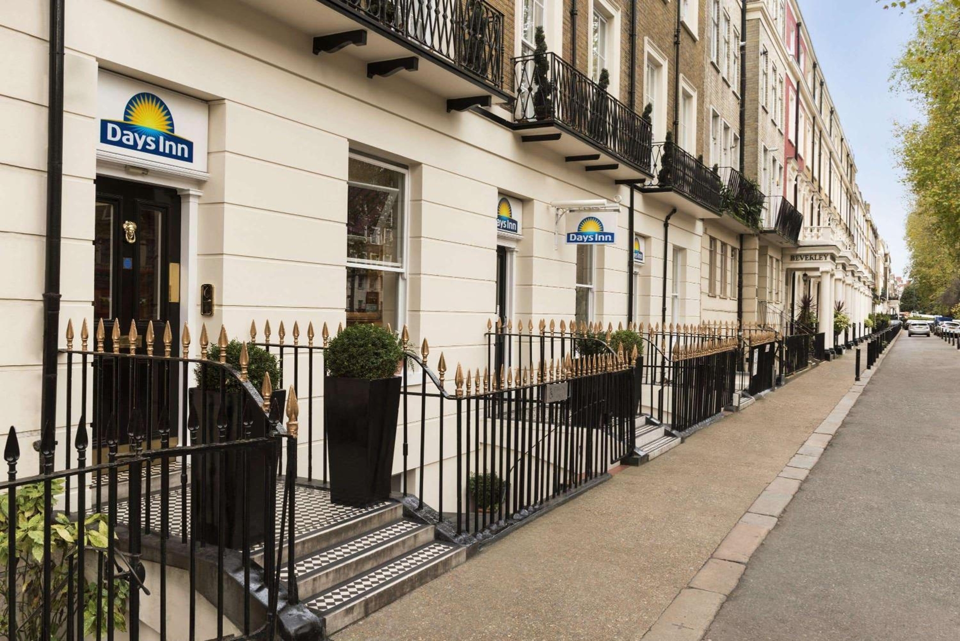Days Inn Hyde Park, London