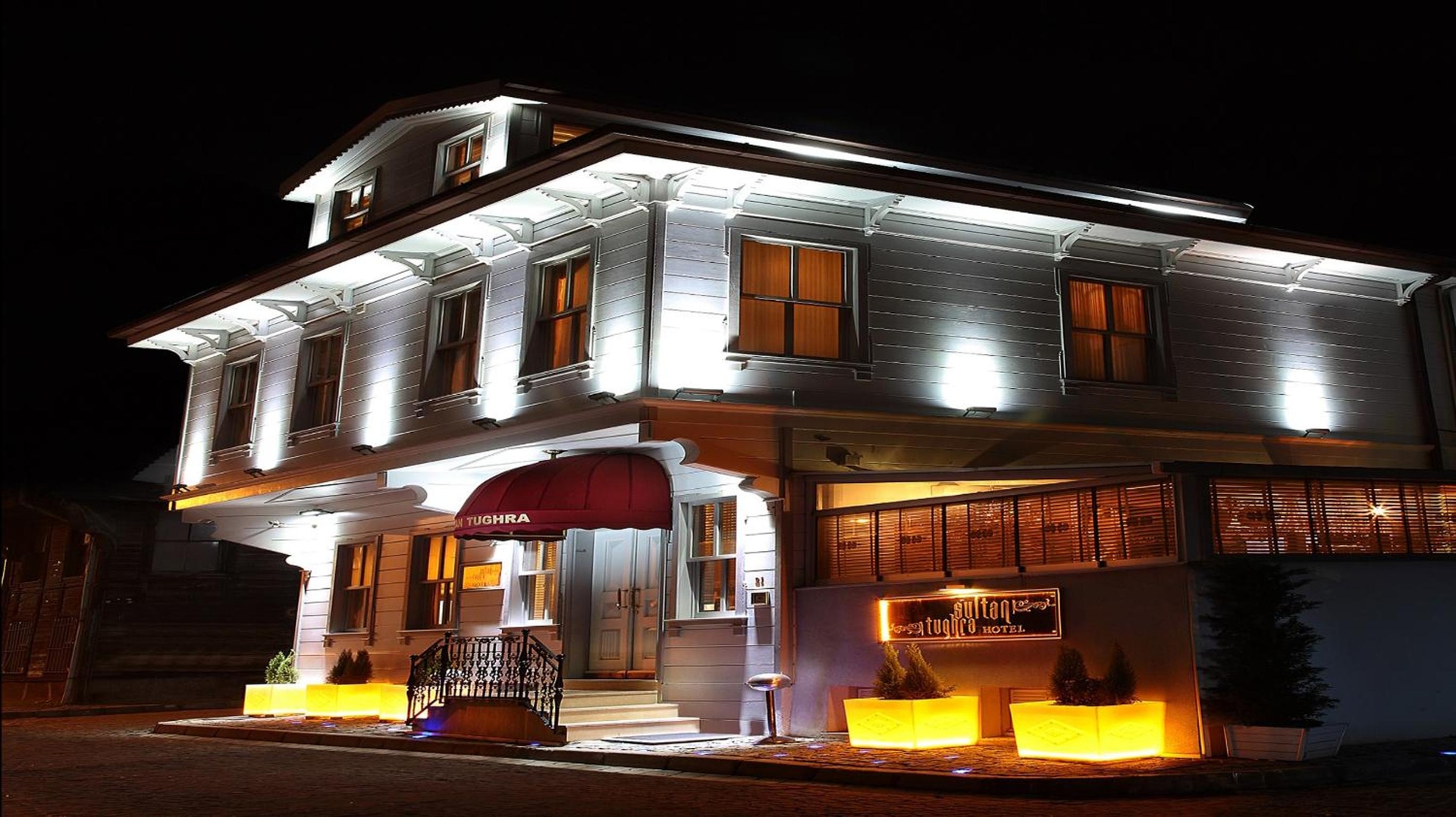 Sultan Tughra Hotel
