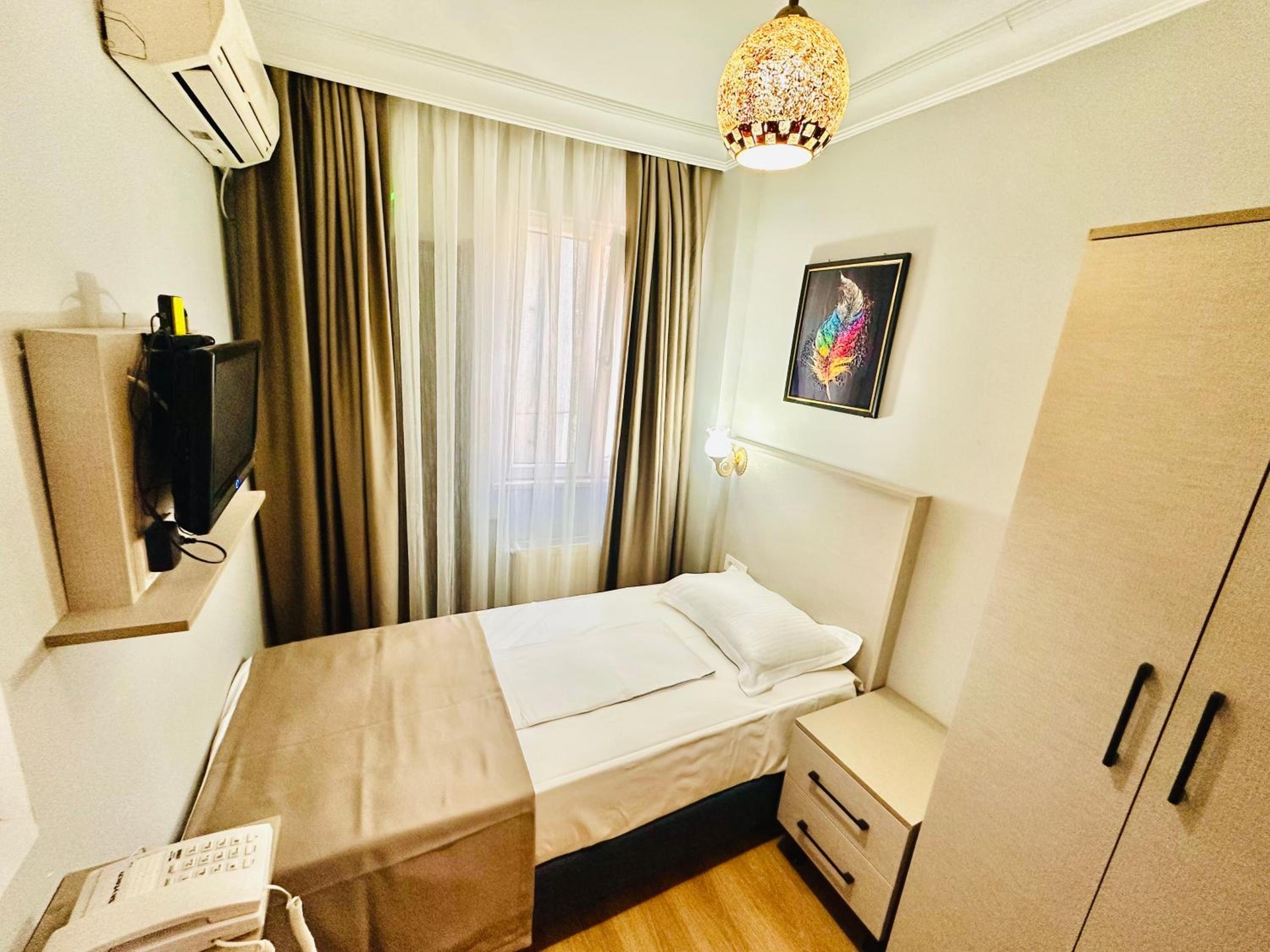 Foto de Crowned Exclusive Hotel
