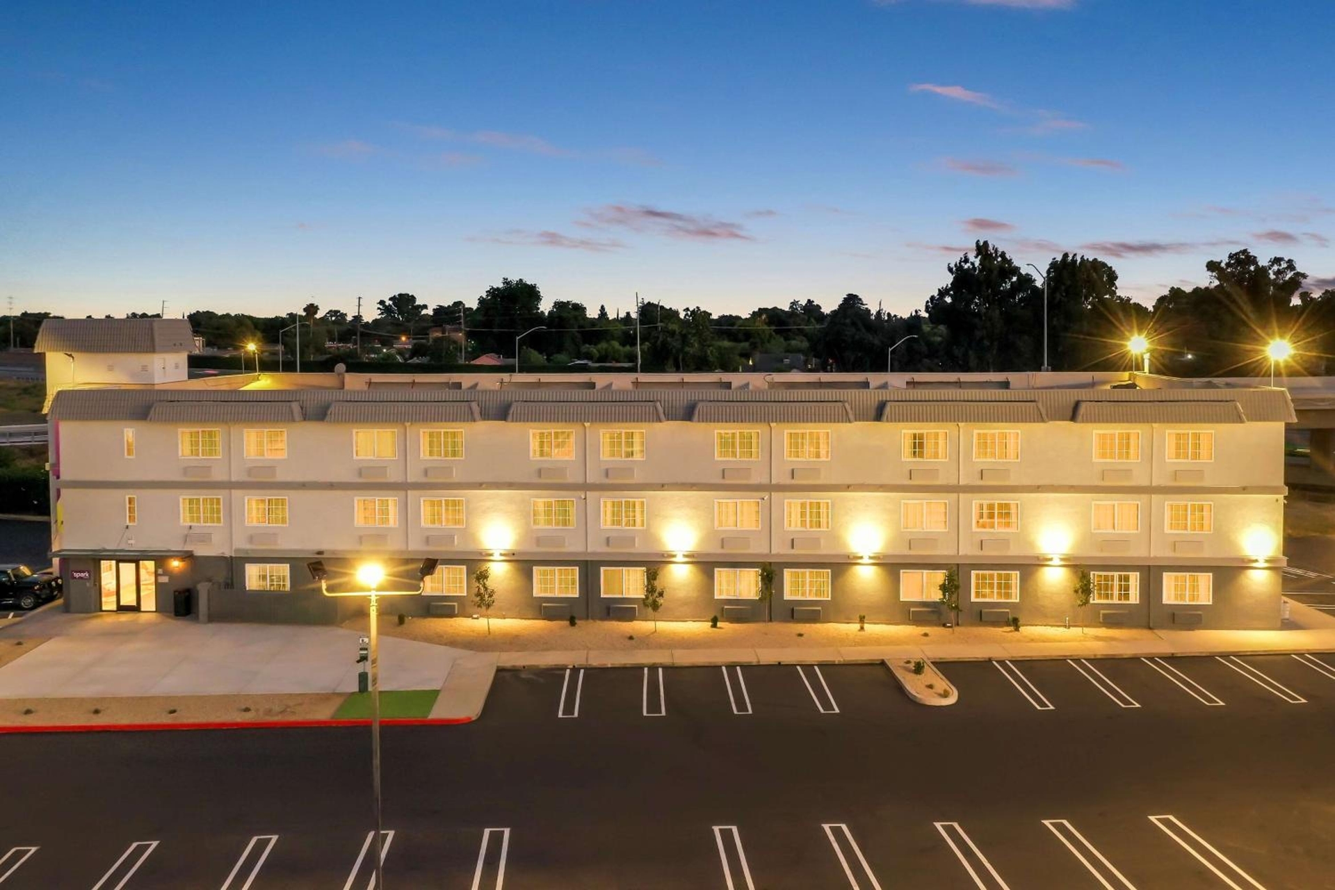 Spark by Hilton Modesto, Modesto