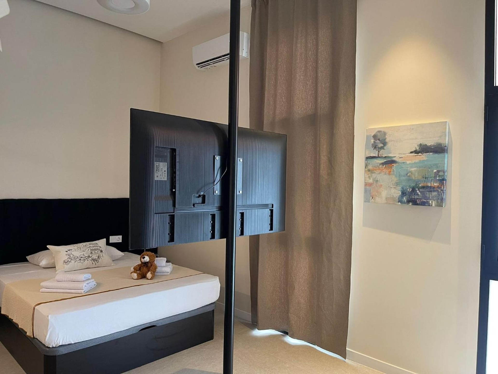 Osito Hub - Campoamor, Valencia