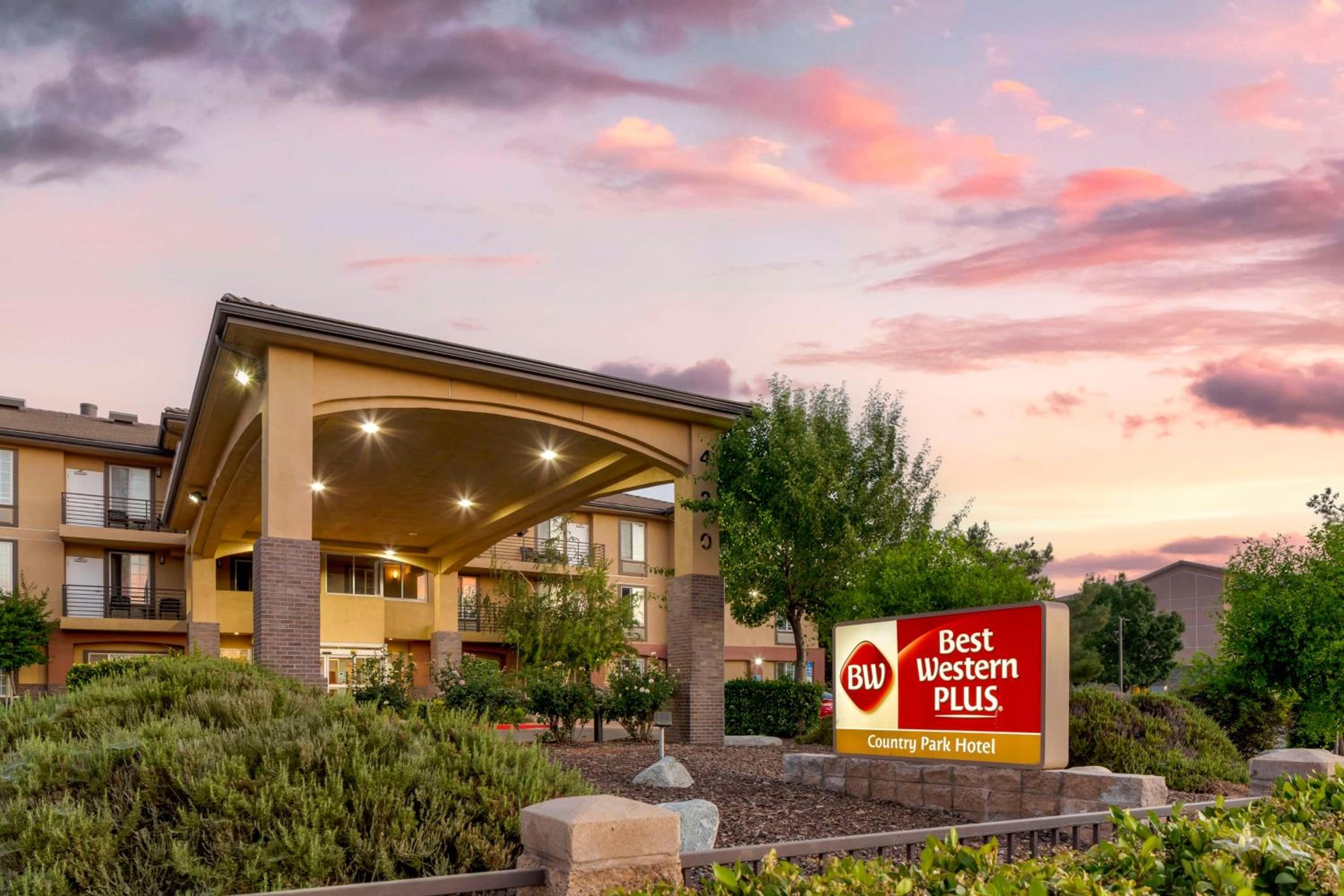 Best Western Plus Country Park Hotel, Tehachapi