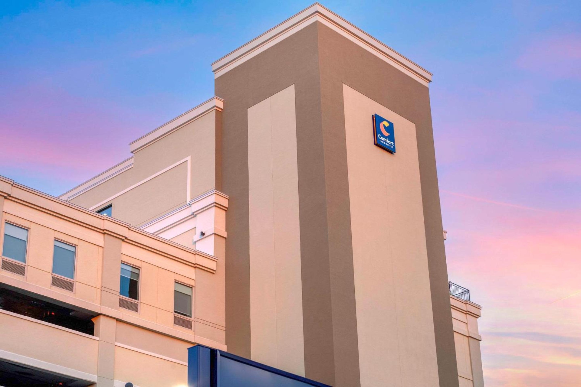 Four Points by Sheraton Newark Airport
