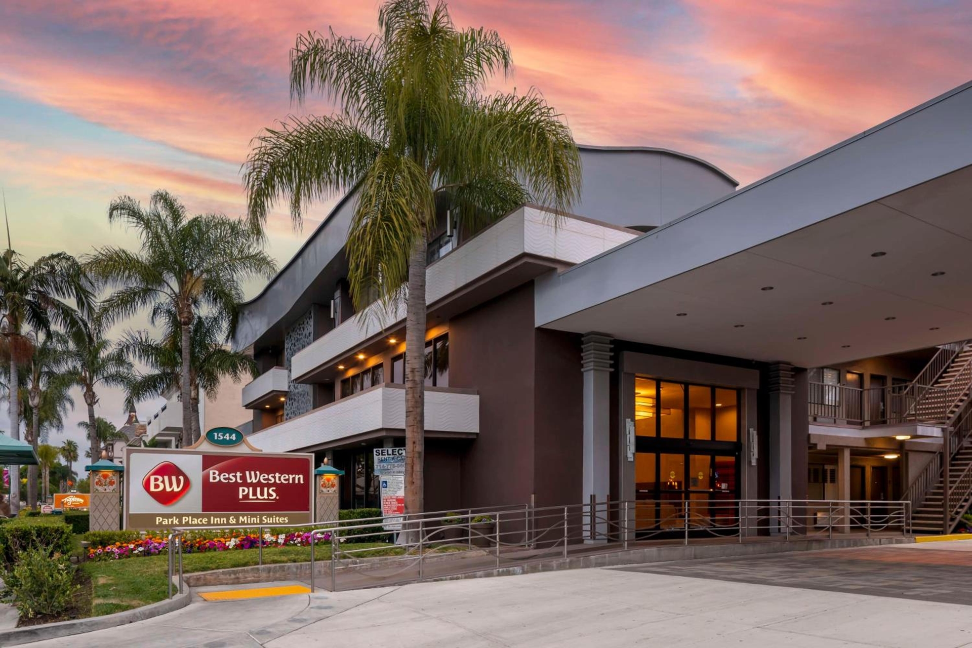 Best Western Plus Park Place Inn - Mini Suites, Anaheim