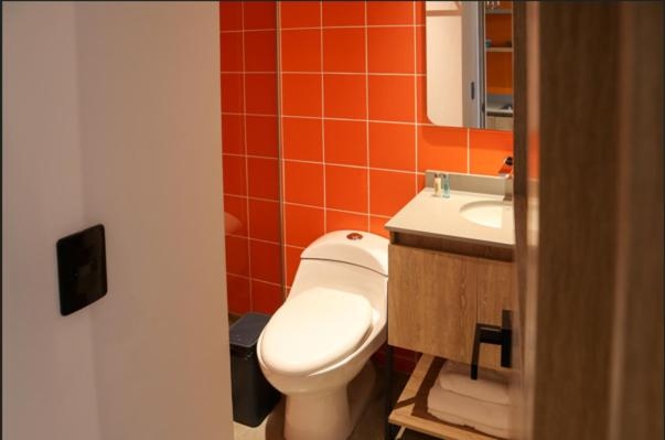 Indie Universe Creative Hotel, Laureles