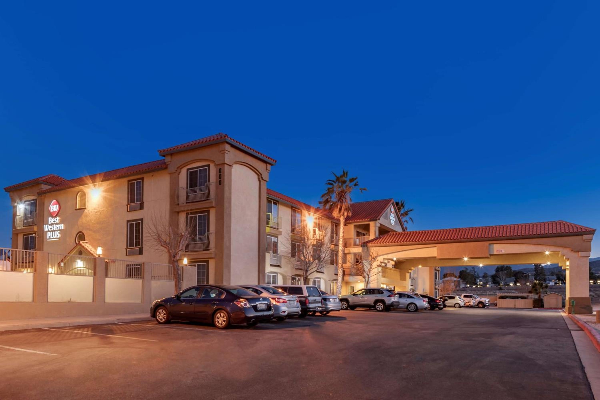 Best Western Plus John Jay Inn & Suites, Palmdale