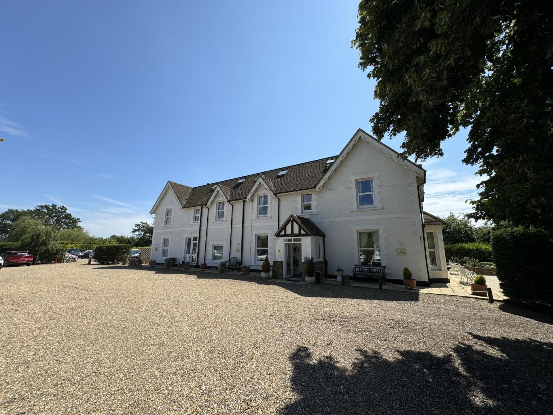 Hookwood Lodge, Horley
