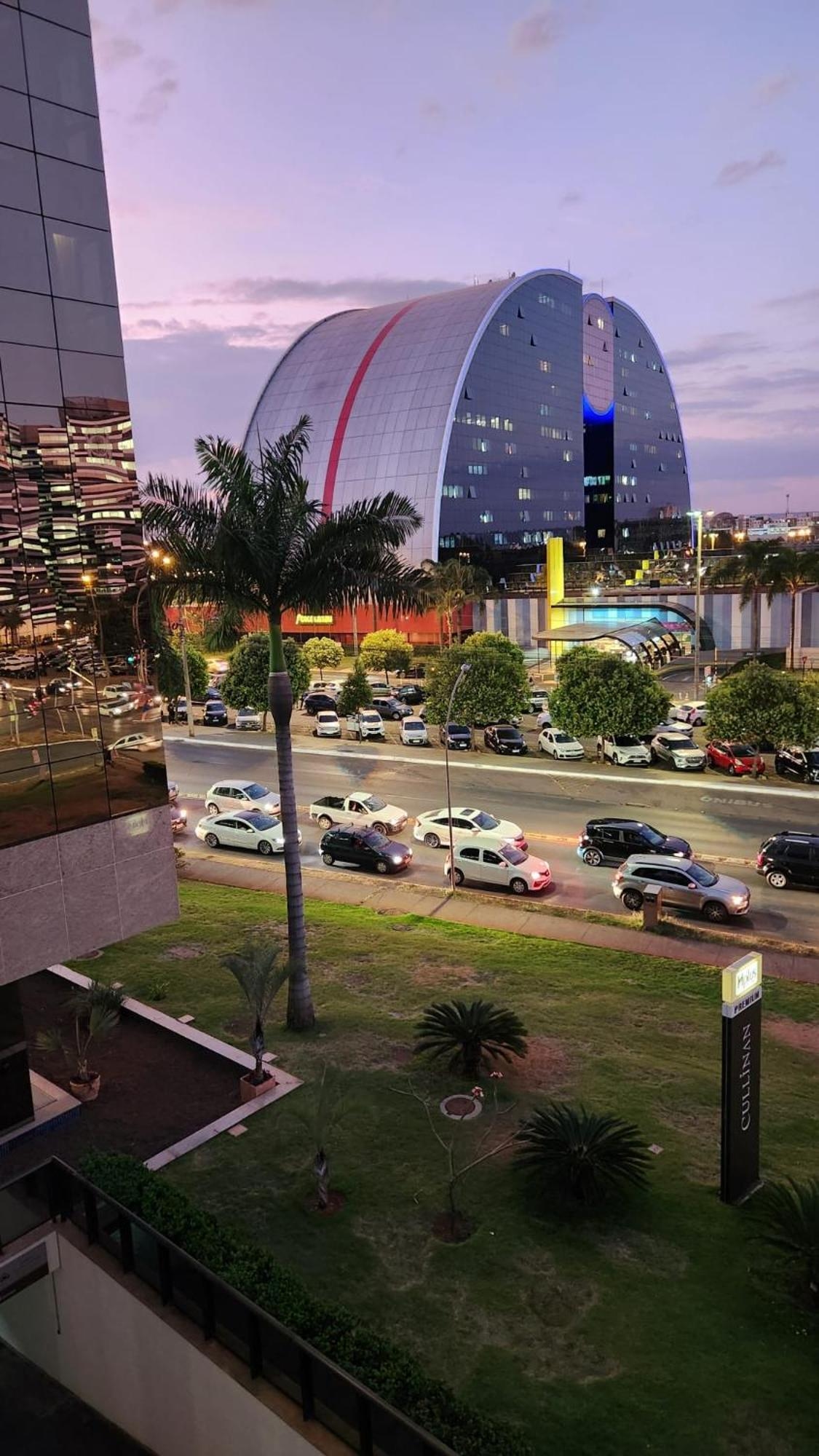 Foto de CULLINAN Brasilia flat particular em Hotel junto ao Shopping