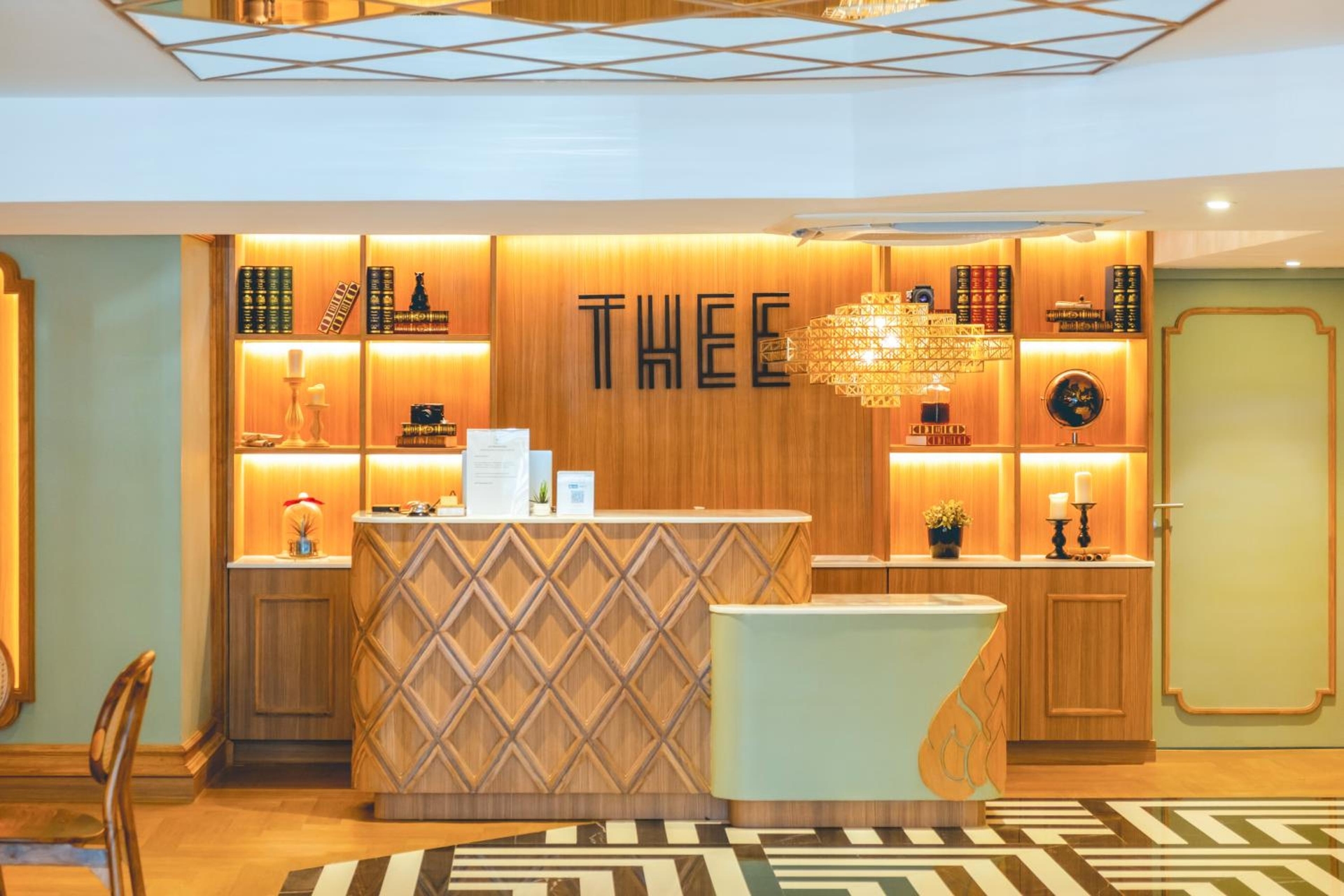 THEE Bangkok by TH District