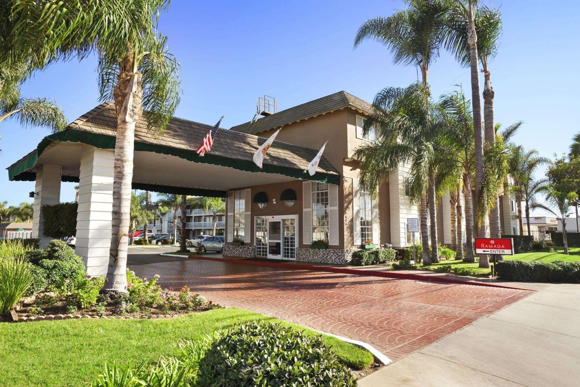 Ramada by Wyndham Costa Mesa/Newport Beach, Costa Mesa