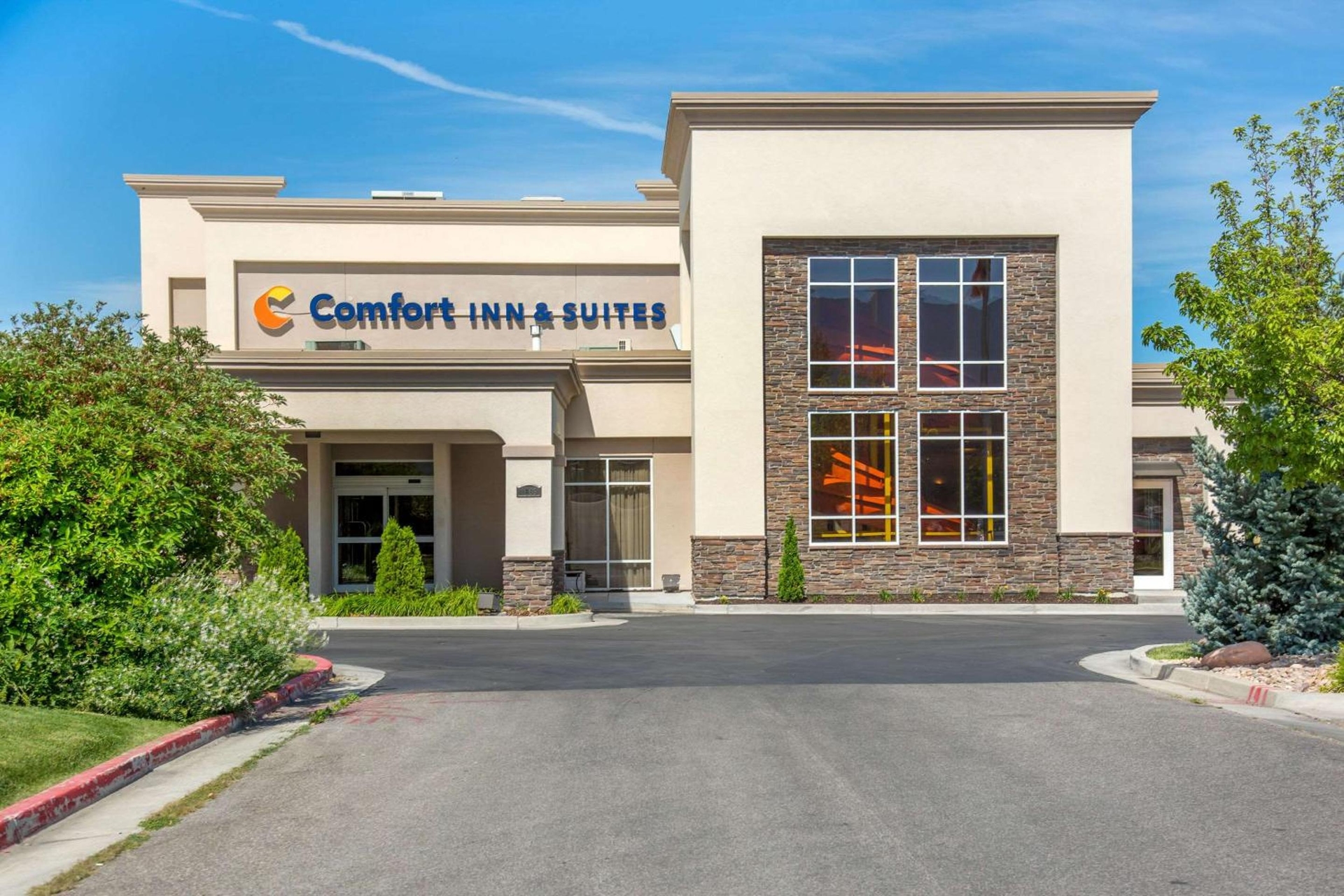 Comfort Inn & Suites Logan Near University, Logan
