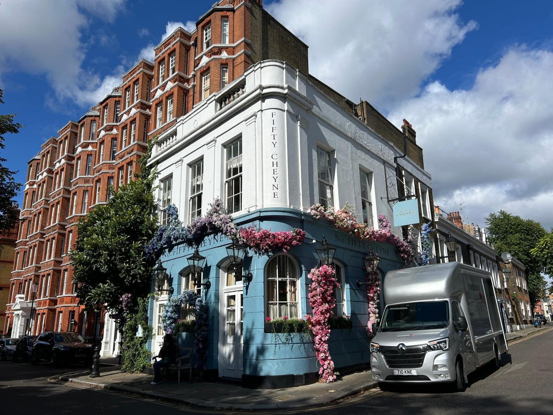 Chelsea flat, convenient and quiet, London